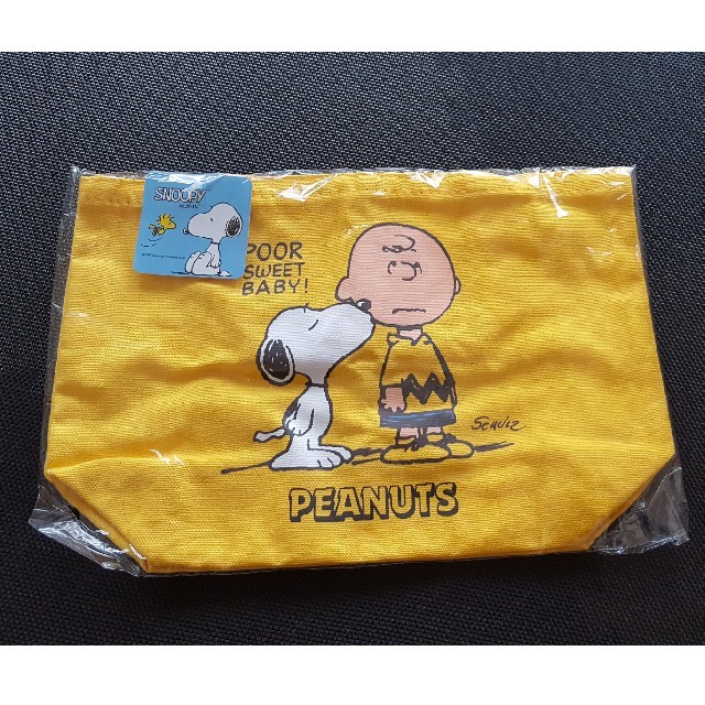 PEANUTS(ピーナッツ)の未使用　スヌーピー　お弁当トートバッグ エンタメ/ホビーのおもちゃ/ぬいぐるみ(キャラクターグッズ)の商品写真