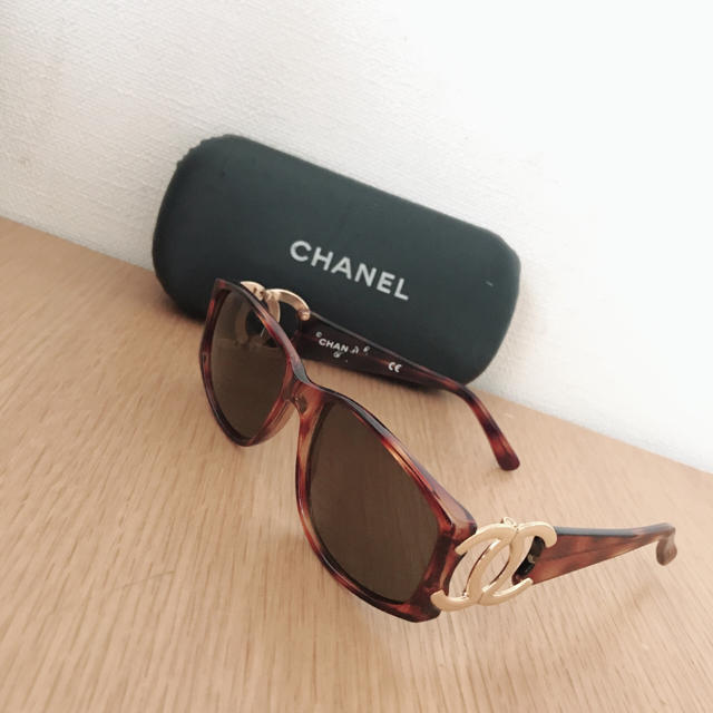 CHANEL(シャネル)のCHANEL サングラス レディースのファッション小物(サングラス/メガネ)の商品写真