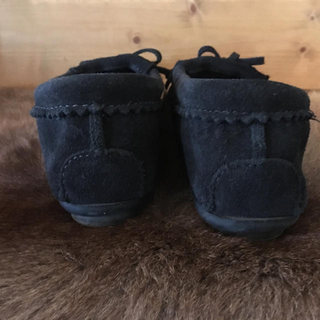 Minnetonka(ミネトンカ)のミネトンカ モカシン サンダーバード us6 23cm ugg アグ ネイティブ レディースの靴/シューズ(スリッポン/モカシン)の商品写真