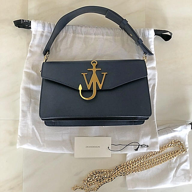 高評価なギフト J.W.ANDERSON 専用です! - ハンドバッグ