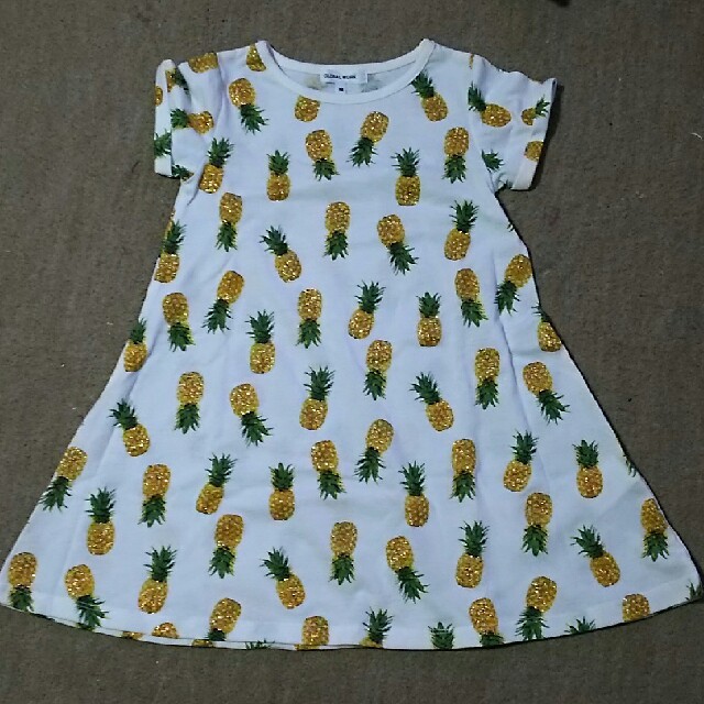 GLOBAL WORK(グローバルワーク)のGLOBAL WORK パイナップル柄ワンピース キッズ/ベビー/マタニティのキッズ服女の子用(90cm~)(ワンピース)の商品写真