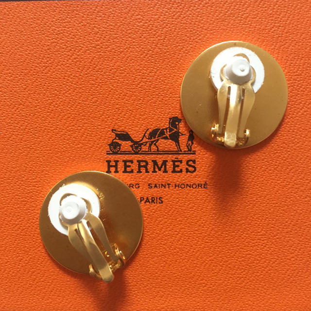 Hermes セリエ イヤリングの通販 by ルーシー◡̈'s shop｜エルメスならラクマ - tio様専用 エルメス 定番高品質