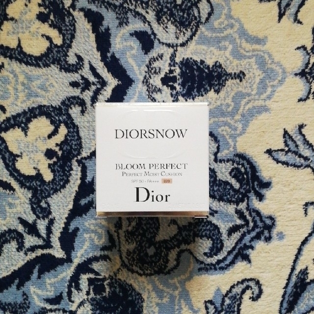 Dior(ディオール)のDior/ディオール スノーブルームパーフェクトクッション コスメ/美容のベースメイク/化粧品(ファンデーション)の商品写真