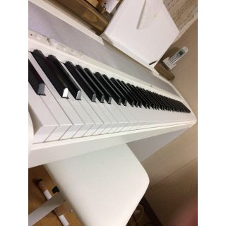 コルグ(KORG)のKORG B-1 木製スタンド、譜面立て、ペダル付き 電子ピアノ 超美品(電子ピアノ)