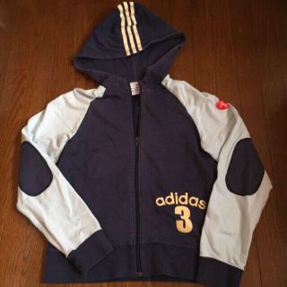 アディダス(adidas)のadidas パーカー(パーカー)