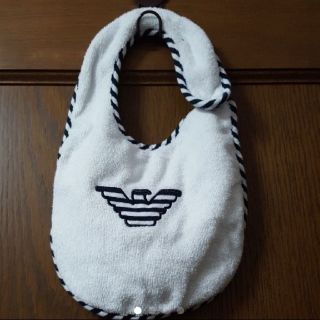 アルマーニ(Armani)の【美品】ARMANI BABY スタイ(ベビースタイ/よだれかけ)