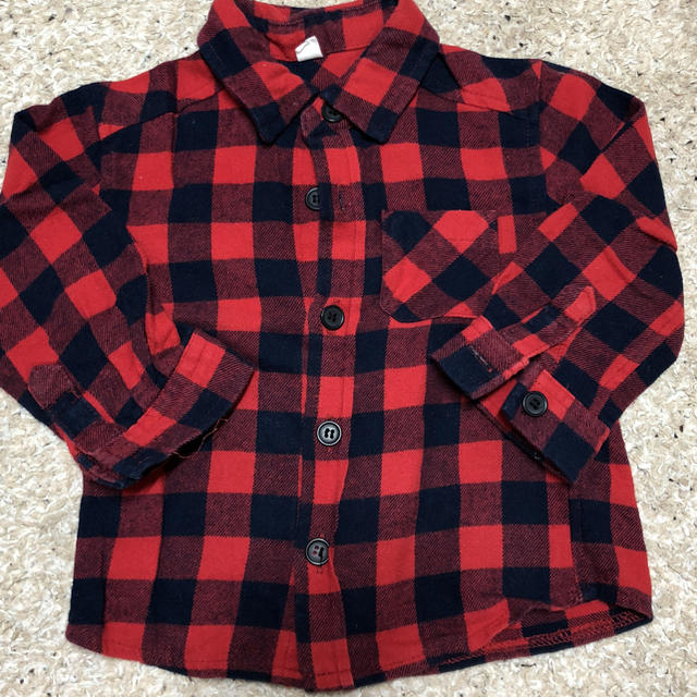 西松屋(ニシマツヤ)のベビー 80 赤 ネルシャツ ネイビー  西松屋 キッズ/ベビー/マタニティのベビー服(~85cm)(シャツ/カットソー)の商品写真