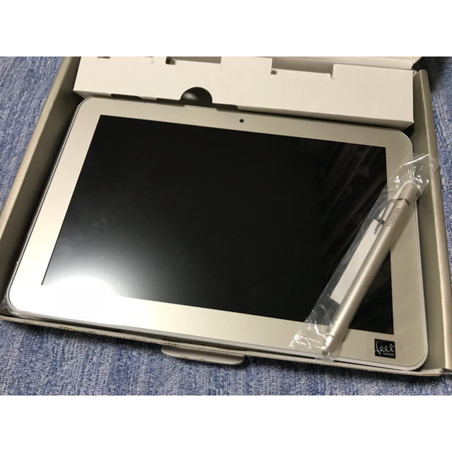 東芝 dynabook tab S80