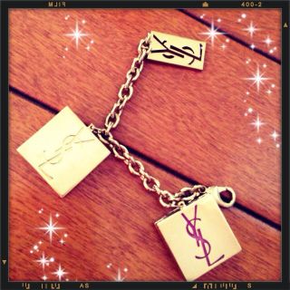 サンローラン(SAINT LAURENT)のお値下げ＊イブサンローランのチャーム＊(香水(女性用))