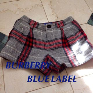 バーバリー(BURBERRY)のBURBERRYの秋冬向けショートボトム(ショートパンツ)