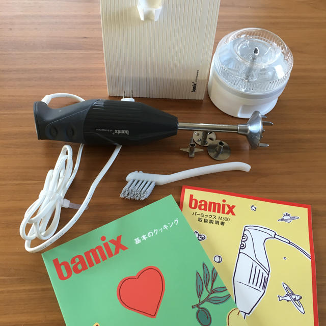 bamix(バーミックス)の専用 バーミックス m300 ベーシックセット インテリア/住まい/日用品のキッチン/食器(調理道具/製菓道具)の商品写真