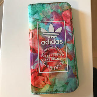 Adidas 値下げadidas Iphone 6 6s 7 8対応 手帳型ケース 中古の通販 ラクマ