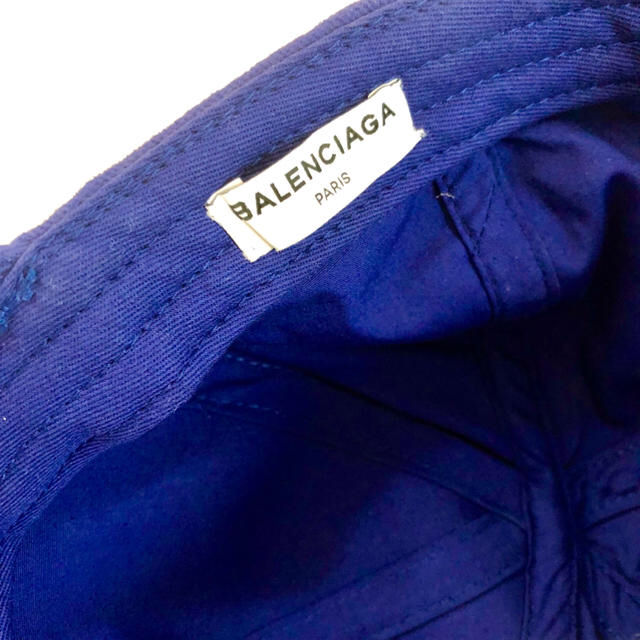 Balenciaga(バレンシアガ)の(美品)バレンシアガキャップ ブルー 正規品 レディースの帽子(キャップ)の商品写真