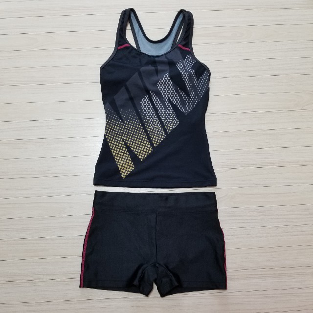 NIKE(ナイキ)のNIKE☆水着 セパレート Sサイズ＆ゴーグル セット レディースの水着/浴衣(水着)の商品写真