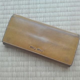 ミュウミュウ(miumiu)のmiumiu☆イエロー長財布(財布)