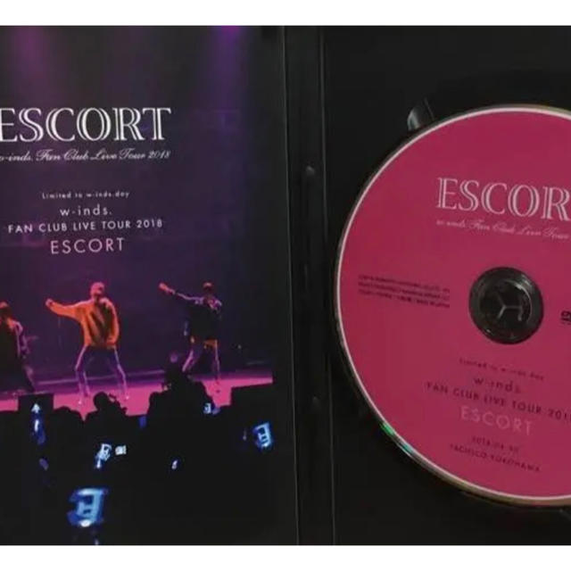 w-inds. FCLT LIVE TOUR 2018 “escort” エンタメ/ホビーのDVD/ブルーレイ(ミュージック)の商品写真