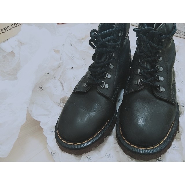 Dr.Martens(ドクターマーチン)の【美品！】Dr.Martens(ドクターマーチン) 6ホール 黒 イングランド製 レディースの靴/シューズ(ローファー/革靴)の商品写真