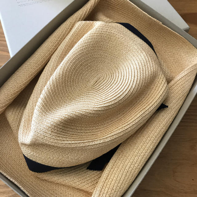 マチュアーハ  BOXED HAT