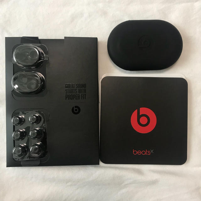 Beats by Dr Dre(ビーツバイドクタードレ)のBeats by Dr.Dre ワイヤレスイヤホン Beats X ブラック スマホ/家電/カメラのオーディオ機器(ヘッドフォン/イヤフォン)の商品写真