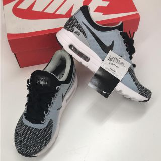 新品 NIKE AIR MAX ZERO ESSENTIAL エアマックス ゼロ(スニーカー)