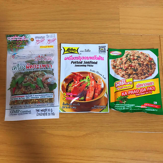 アジアンテイスト 調味料 3種 ガパオ など 食品/飲料/酒の食品(調味料)の商品写真