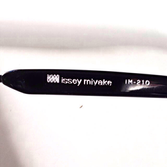 ISSEY MIYAKE(イッセイミヤケ)ののび太眼鏡 レディースのファッション小物(サングラス/メガネ)の商品写真