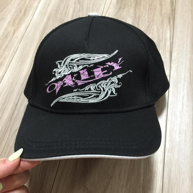 Oakley(オークリー)の新品♡オークリーキャップ レディースの帽子(キャップ)の商品写真