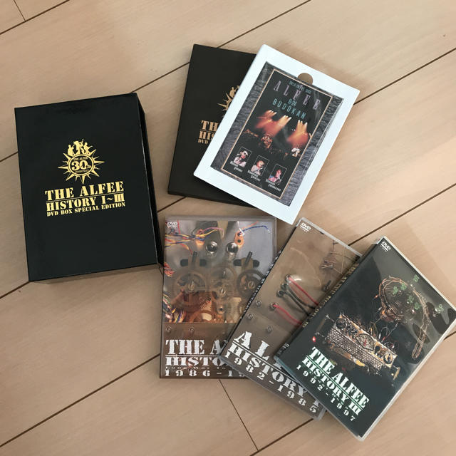 THE ALFEE HISTORYI~III DVD-BOX（三枚組） エンタメ/ホビーのDVD/ブルーレイ(ミュージック)の商品写真