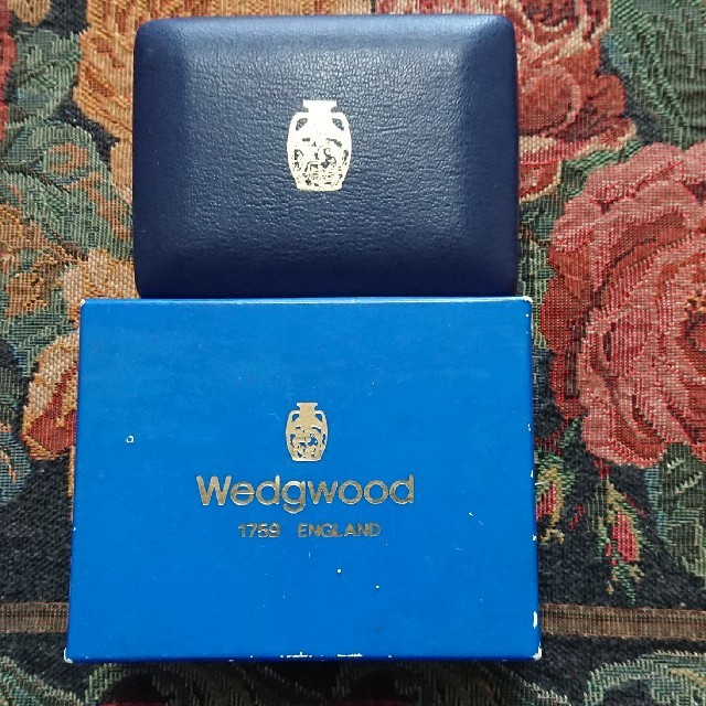 WEDGWOOD(ウェッジウッド)の★Wegewoodウェッジウッド カフスボタン  馬 メンズのファッション小物(カフリンクス)の商品写真