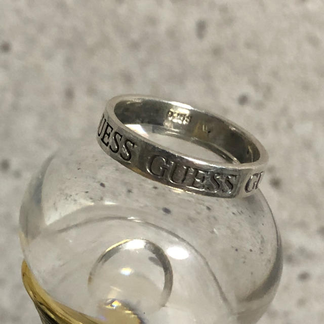 GUESS(ゲス)のGUESS シルバーリング シルバー925 レディースのアクセサリー(リング(指輪))の商品写真