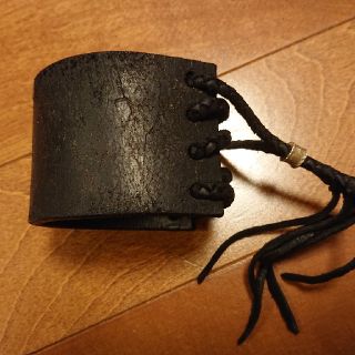 ISAMUKATAYAMA BACKLASH(バングル/リストバンド)のフリマ ISAMUKATAYAMA BACKLASH(バングル/リストバンド)のフリマ