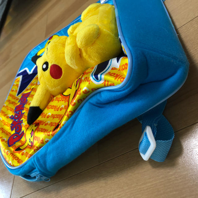 ポケモン(ポケモン)の新品＊ポケモン立体ピカチュウ リュック キッズ/ベビー/マタニティのこども用バッグ(リュックサック)の商品写真