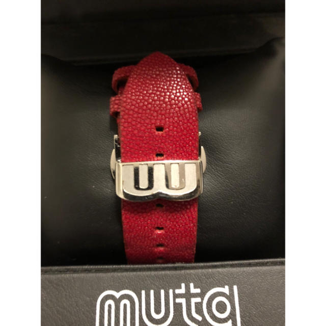 ムータ muta 8 ガルーシャ 腕時計 赤 メンズの時計(腕時計(アナログ))の商品写真