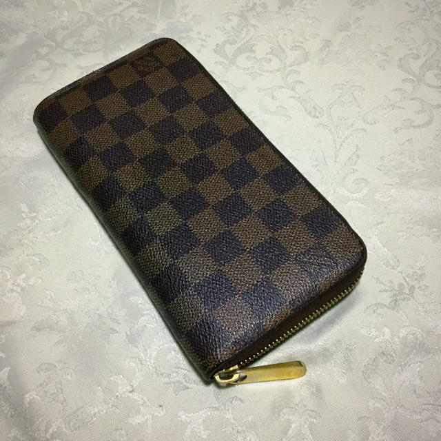 LOUIS VUITTON(ルイヴィトン)のルイヴィトン ジッピーウォレット ダミエ  レディースのファッション小物(財布)の商品写真