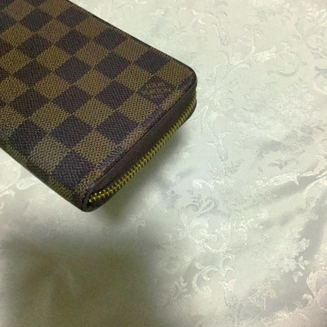 LOUIS VUITTON(ルイヴィトン)のルイヴィトン ジッピーウォレット ダミエ  レディースのファッション小物(財布)の商品写真