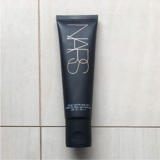 ナーズ(NARS)のベルベットマット スキンティント(ファンデーション)