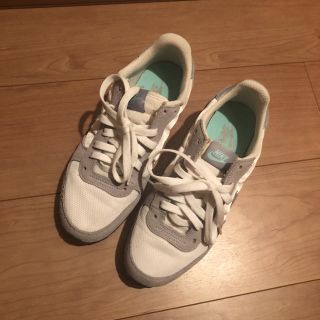 ナイキ(NIKE)のNIKE スニーカー(スニーカー)