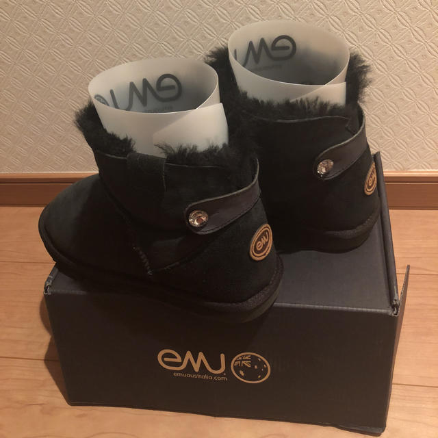 EMU(エミュー)のよっちさん専用 EMU ムートンブーツ レディースの靴/シューズ(ブーツ)の商品写真