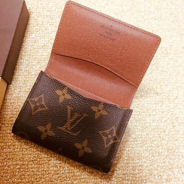 LOUIS VUITTON(ルイヴィトン)のルイヴィトン カード、名刺ケース レディースのファッション小物(名刺入れ/定期入れ)の商品写真