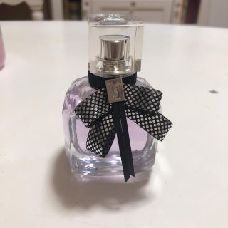 イヴサンローランボーテ(Yves Saint Laurent Beaute)のモンパリ♡パリクチュールオーデパルファム(香水(女性用))