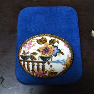 クーポン利用で1000円OFF aynsley ブローチ | asociatiahaero.ro
