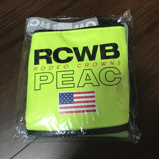 RODEO CROWNS WIDE BOWL(ロデオクラウンズワイドボウル)のRCWB☆ムック本 付録 レディースのバッグ(ショルダーバッグ)の商品写真