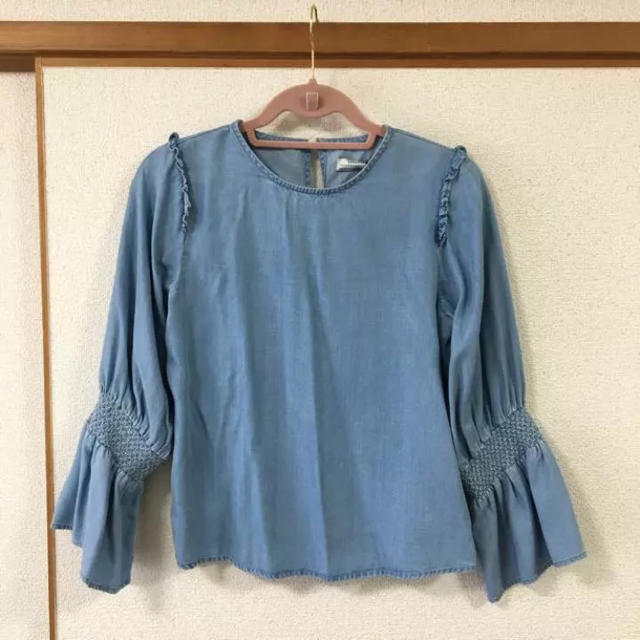 ZARA(ザラ)の最終値下げ♡ 新品 ZARA カットソー デニム レディースのトップス(カットソー(長袖/七分))の商品写真