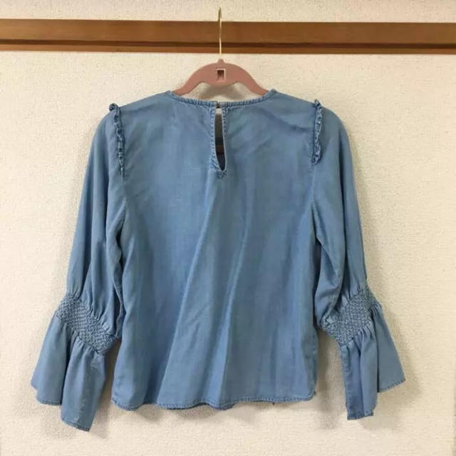 ZARA(ザラ)の最終値下げ♡ 新品 ZARA カットソー デニム レディースのトップス(カットソー(長袖/七分))の商品写真