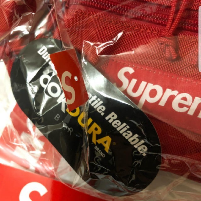 Supreme(シュプリーム)のSupreme18ssウエストバック赤RED新品 メンズのバッグ(ウエストポーチ)の商品写真