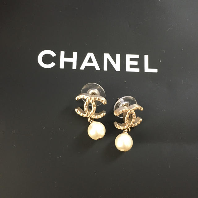 Chanel ピアス