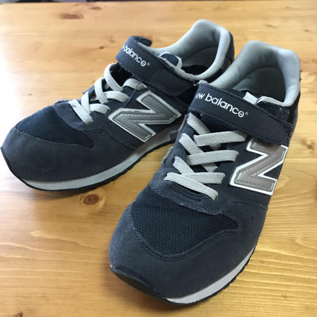 New Balance(ニューバランス)のニューバランス  22㎝  ネイビー キッズ/ベビー/マタニティのキッズ靴/シューズ(15cm~)(スニーカー)の商品写真