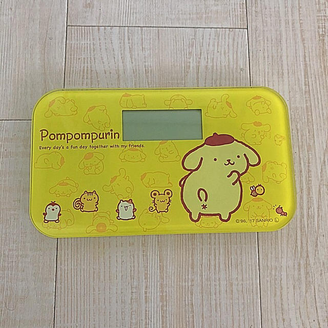 サンリオ(サンリオ)のみーこさん専用【新品】サンリオ ポムポムプリン体重計 スマホ/家電/カメラの生活家電(体重計)の商品写真