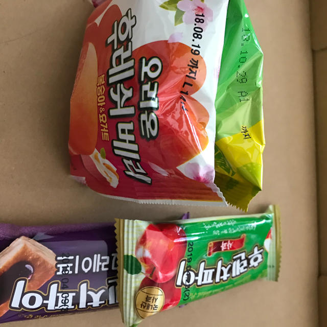 韓国★お菓子詰め合わせ⑲ 食品/飲料/酒の食品(菓子/デザート)の商品写真