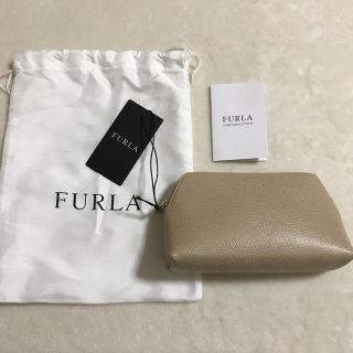 フルラ(Furla)のFURLA ポーチ ベージュ (ポーチ)